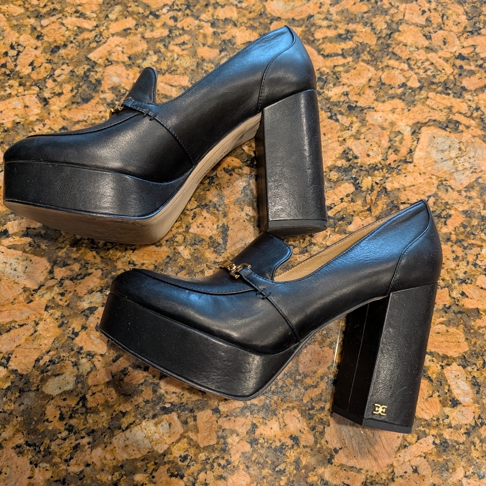 Sam Edelman Aurelie platform loafers featuring gold-tone hardware - Picture 2 of 5